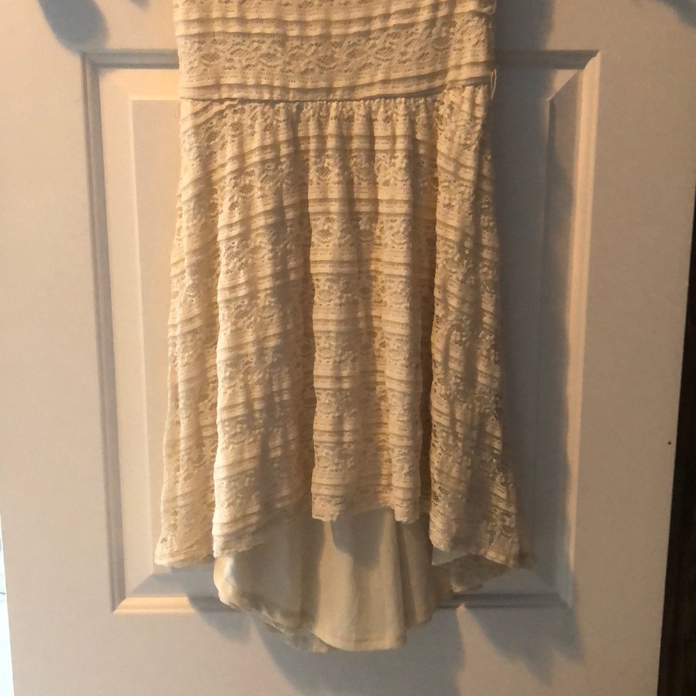Lacy High-Low Dress - Picture 3 of 3